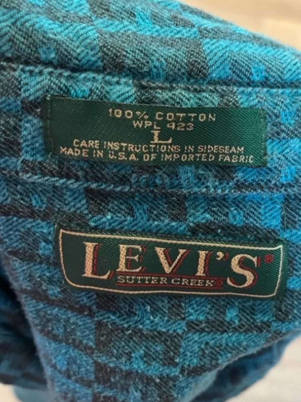 Vintage 90s Retro Levi's Teal Patterned Long-Sleeve Button Down Shirt Size L